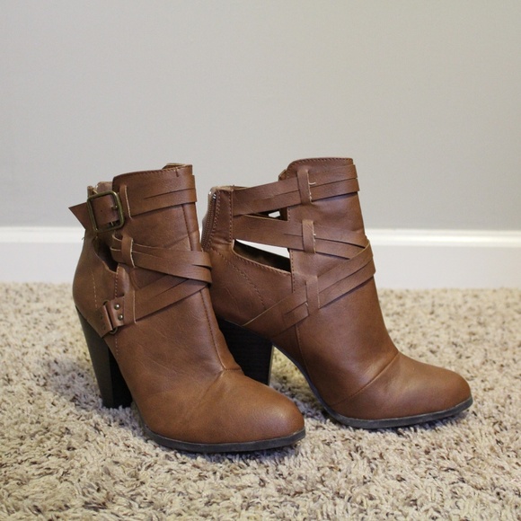Charlotte Russe Shoes - Charlotte Russe Size 8 Womens Booties